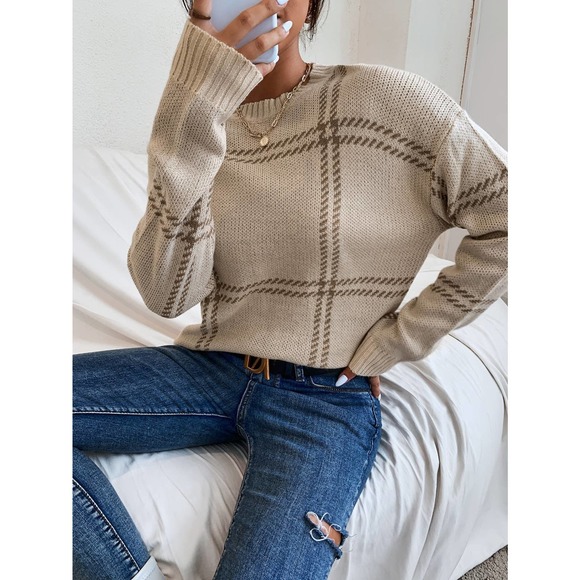 Plaid Pattern Drop Shoulder Sweater grid minimalist black white - Picture 9 of 9